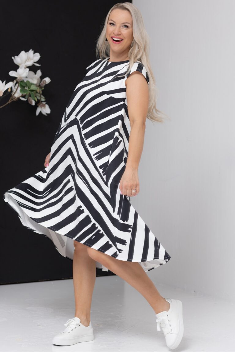 Must-valge stiilne kleit Myyra