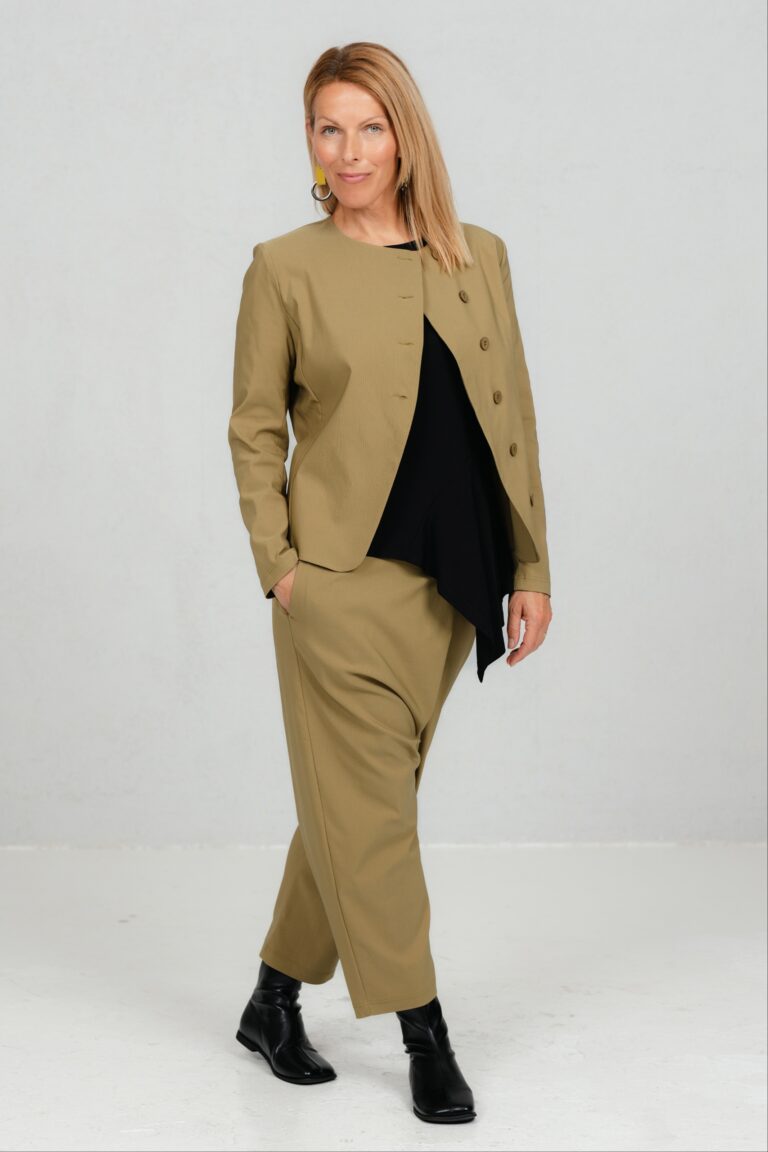 Yori, draped front trousers, dijon - Image 3