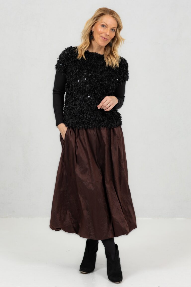 Brown silk balloon skirt Casyr + festive kadum Madara