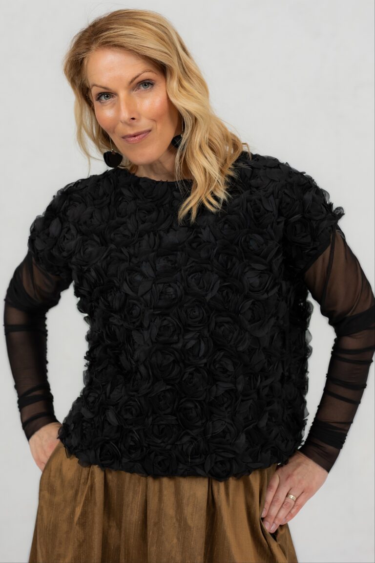 Textured blouse with pink pattern Madara