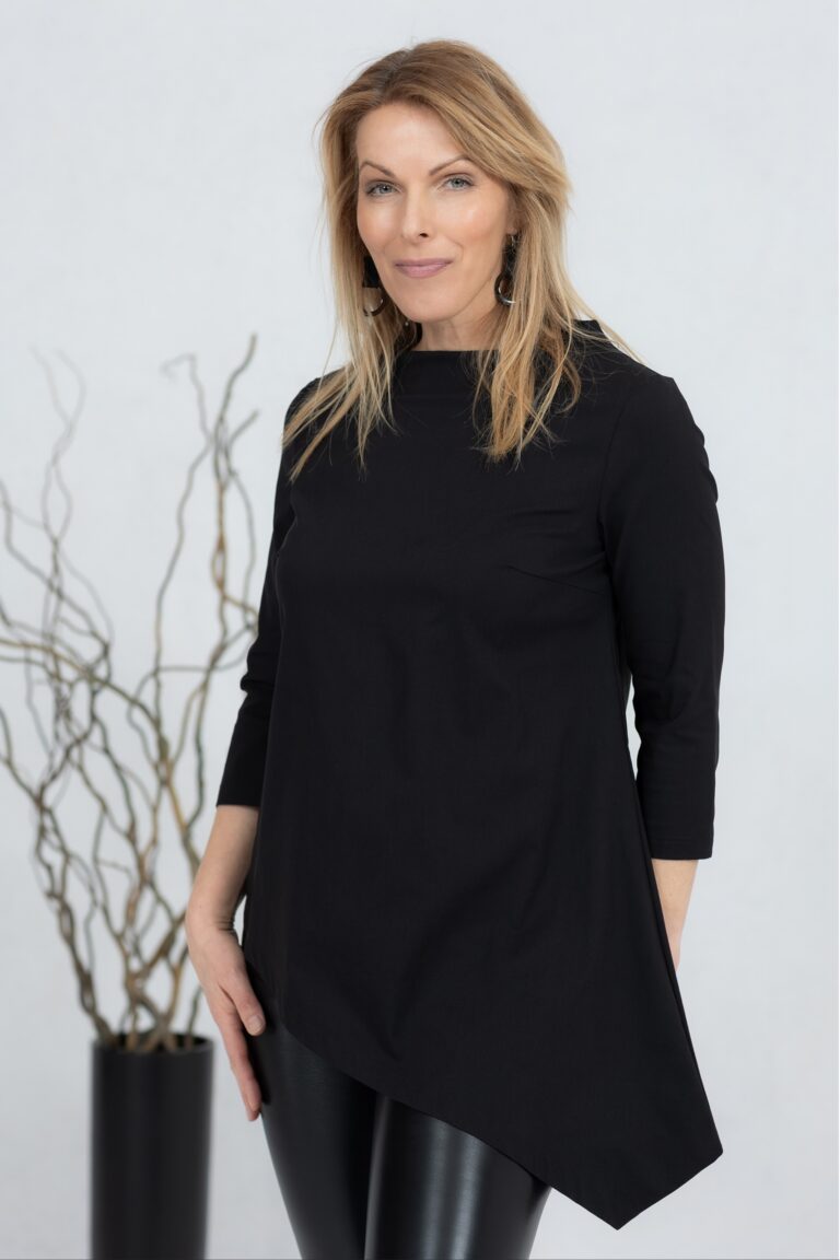 Nite, asymmetrical long blouse