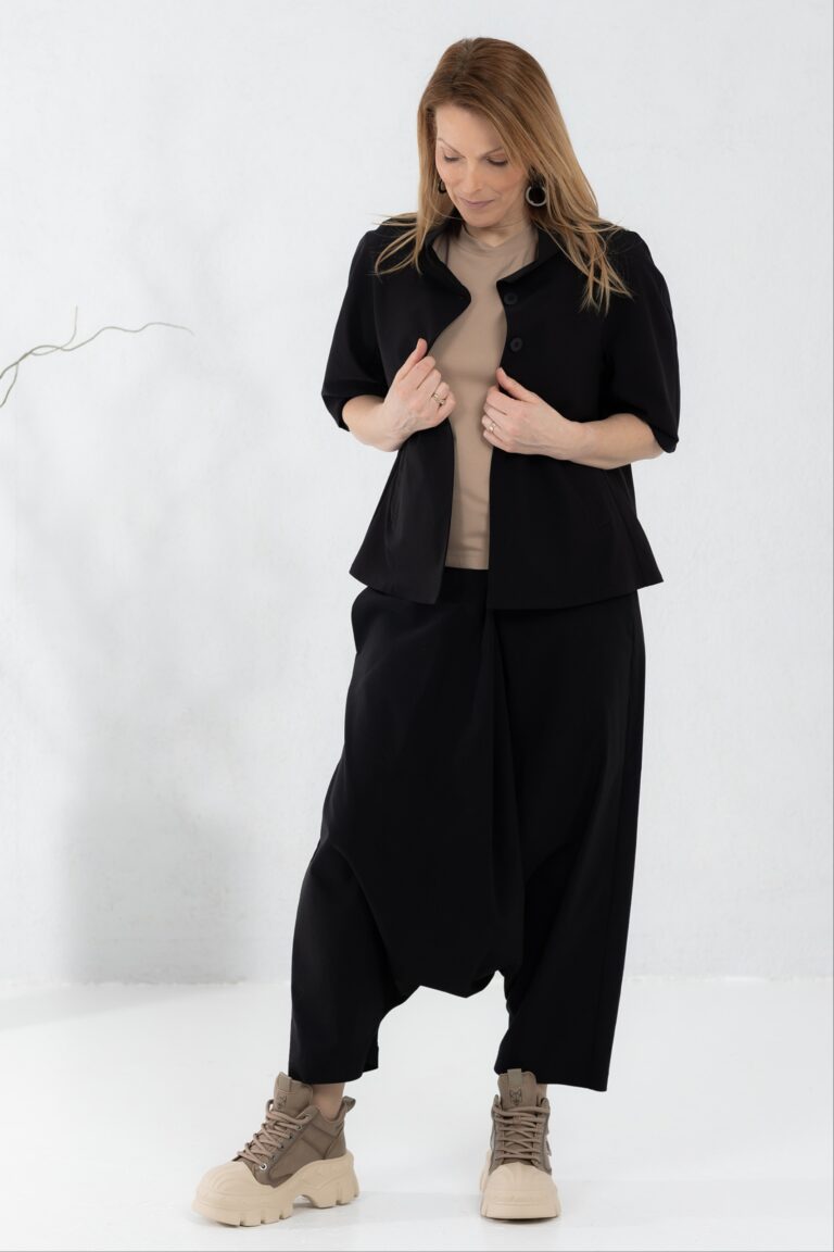 Must avar jakk Yotaka + baggy püksid Marui