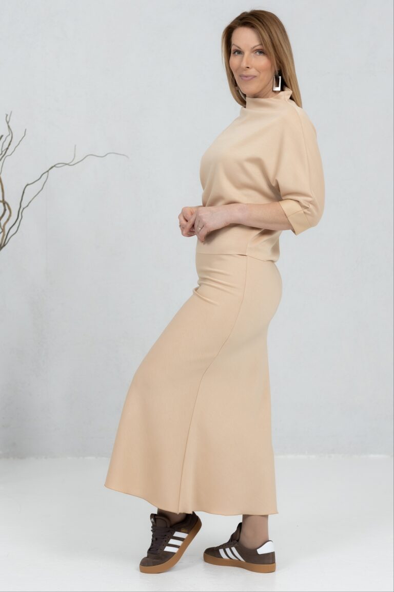 Beez seelik Tomi ja viskoosist pluus Kaori