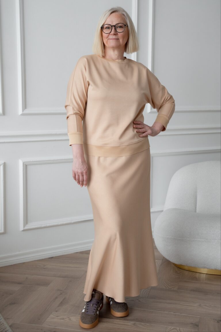 Scuba-viscose skirt Tomi, beez + blouse Fukai