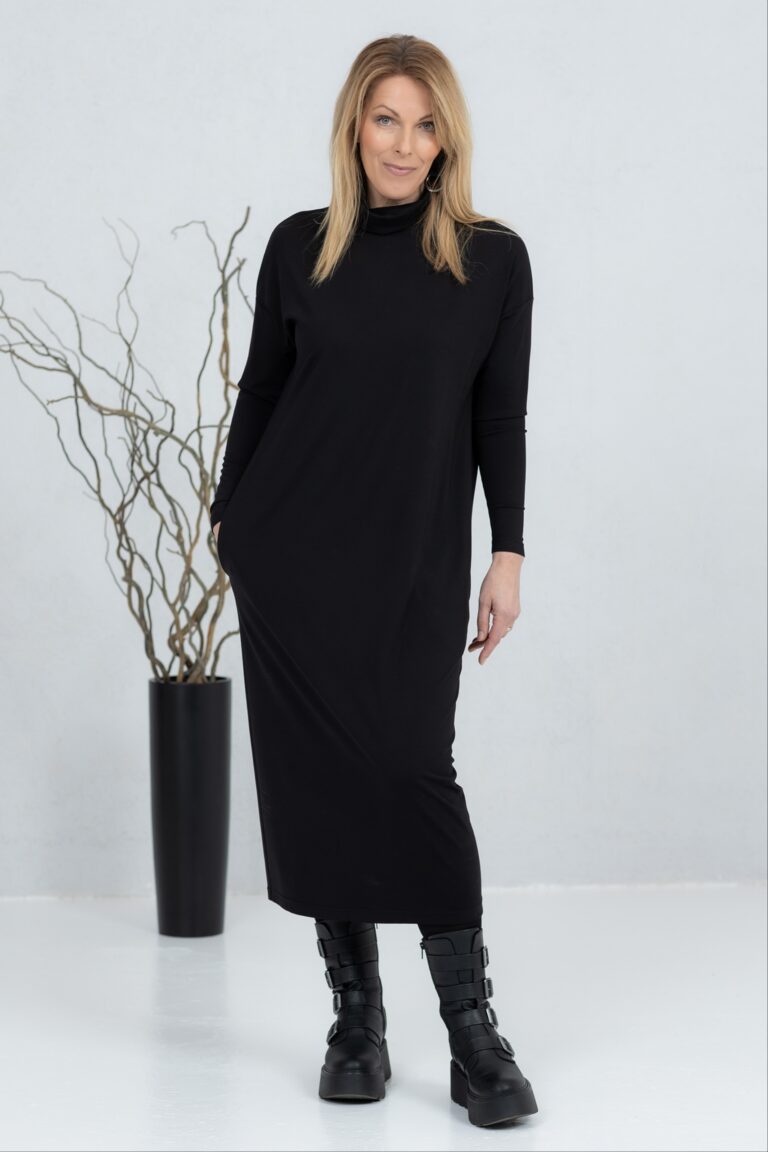 Simple black midi dress Kishi