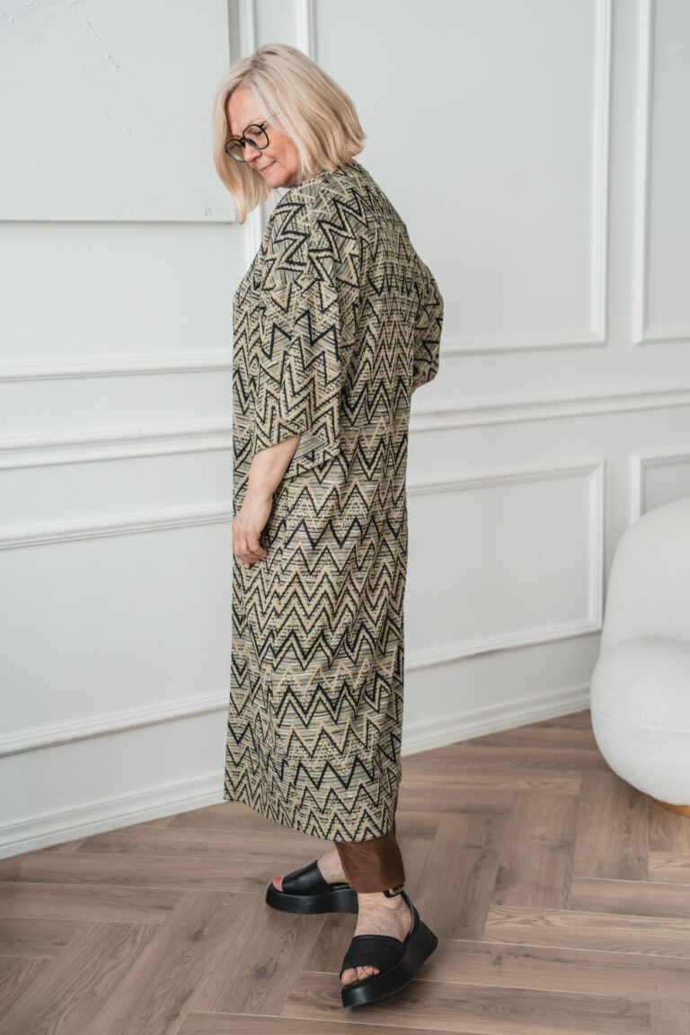 Boho stiilis kudumkangast kimonojakk Uwagi