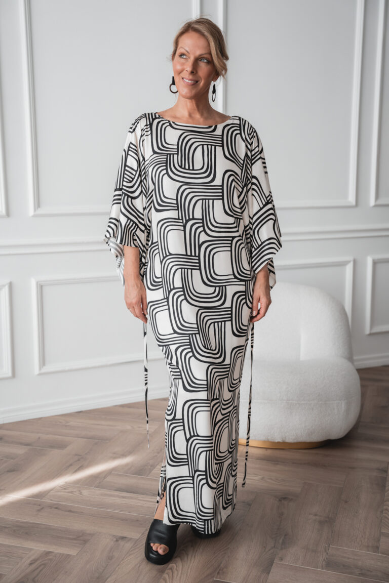 Furai, loose-fit patterned viscose dress with belt