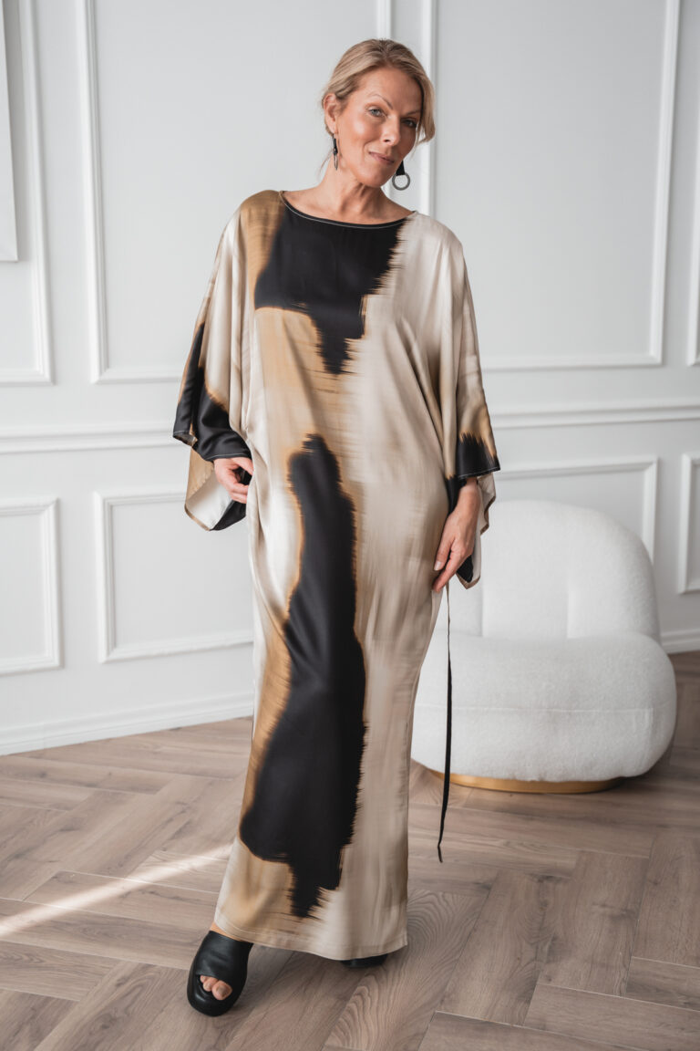 Embroidered viscose dress Furai