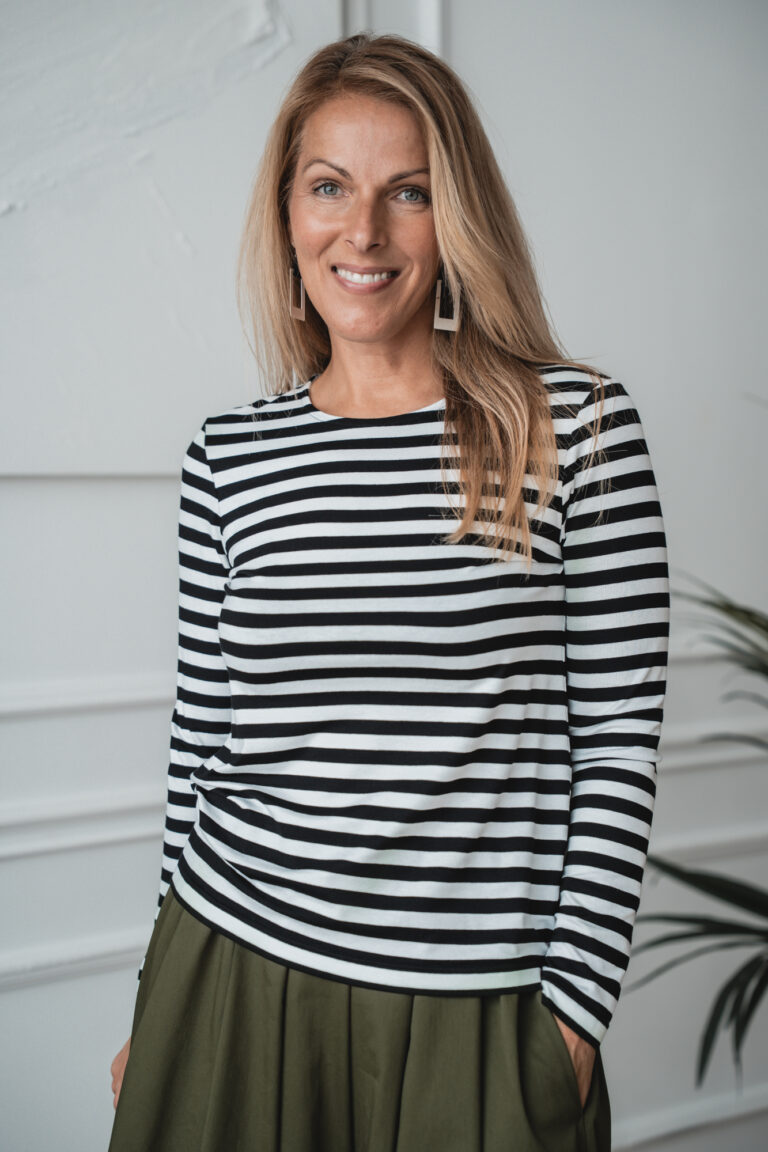 Suruki Striped Long-Sleeved T-Shirt