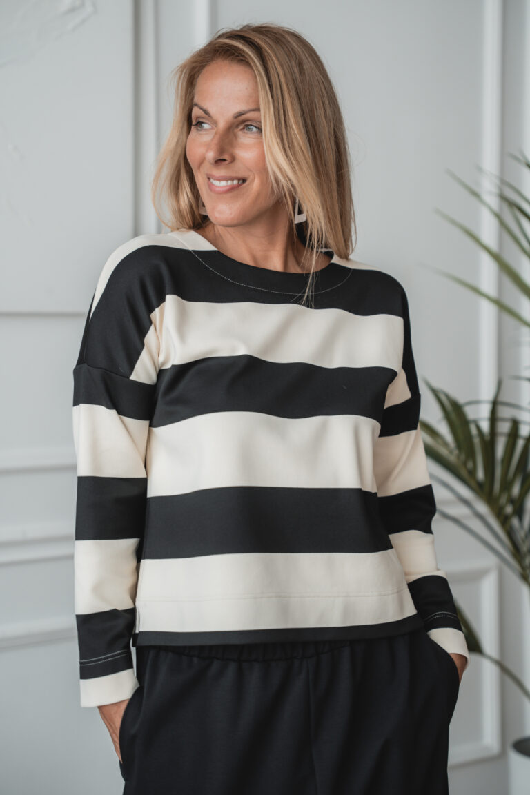 Hada + Mizuki Sweater with Wide Stripes