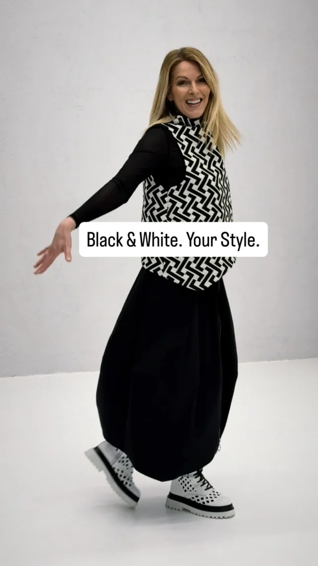 Black & white days done your way.
Comfort for real life, style that feels like you.
Everyday ease, no compromises.  #happywithjustmust #justmustbyewi #estoniandesign #fashionintallinn #wearblack