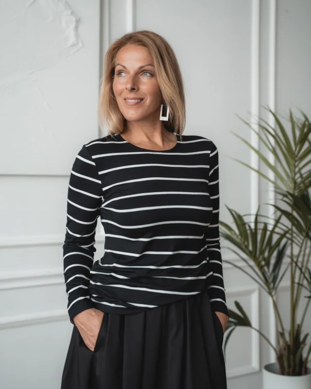 Stripes never go out of style! 🖤🤍
Bold or subtle, wide or narrow – there's always room for stripes in your wardrobe!
Effortless, comfortable and easy to style. What's not to love? 😍
Team bold stripes or team classic? 😉 @justmust.eu
 #blackandwhite #scandistyle #naturallyyou #effortlesselegance #boldandedgy #estoniandesign #justmustbyewi #fashionintallinn